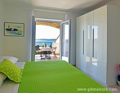 APARTAMENTOS TAMARA, APARTAMENTO VERDE 4*, alojamiento privado en Hvar, Croacia - zeleni 01